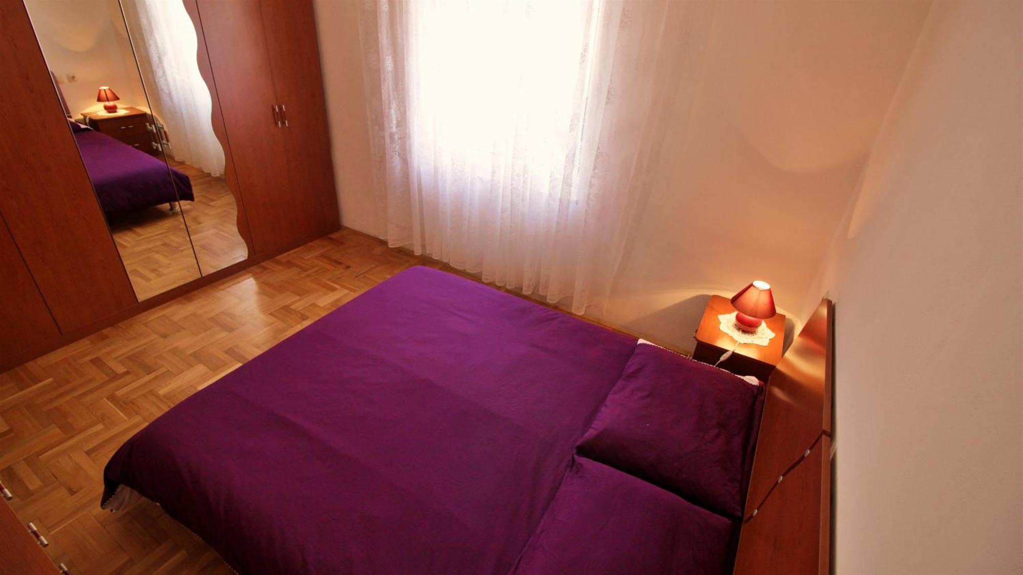 Apartments Marusic Omis Bagian luar foto