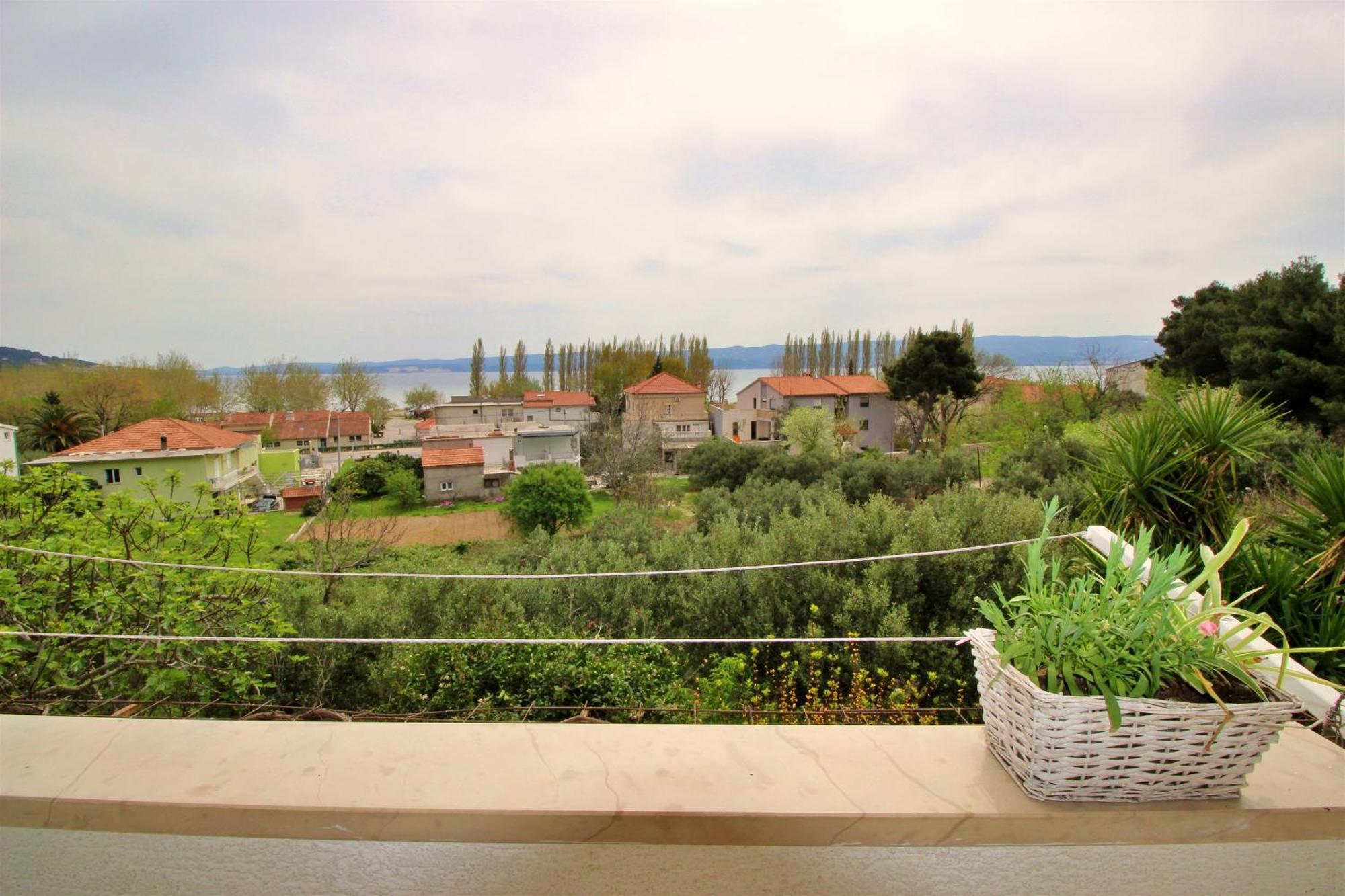 Apartments Marusic Omis Bagian luar foto